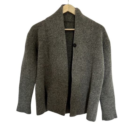 ISDA & CO Cardigan Size Small Lambswool Gray Cardigan - Picture 1 of 5